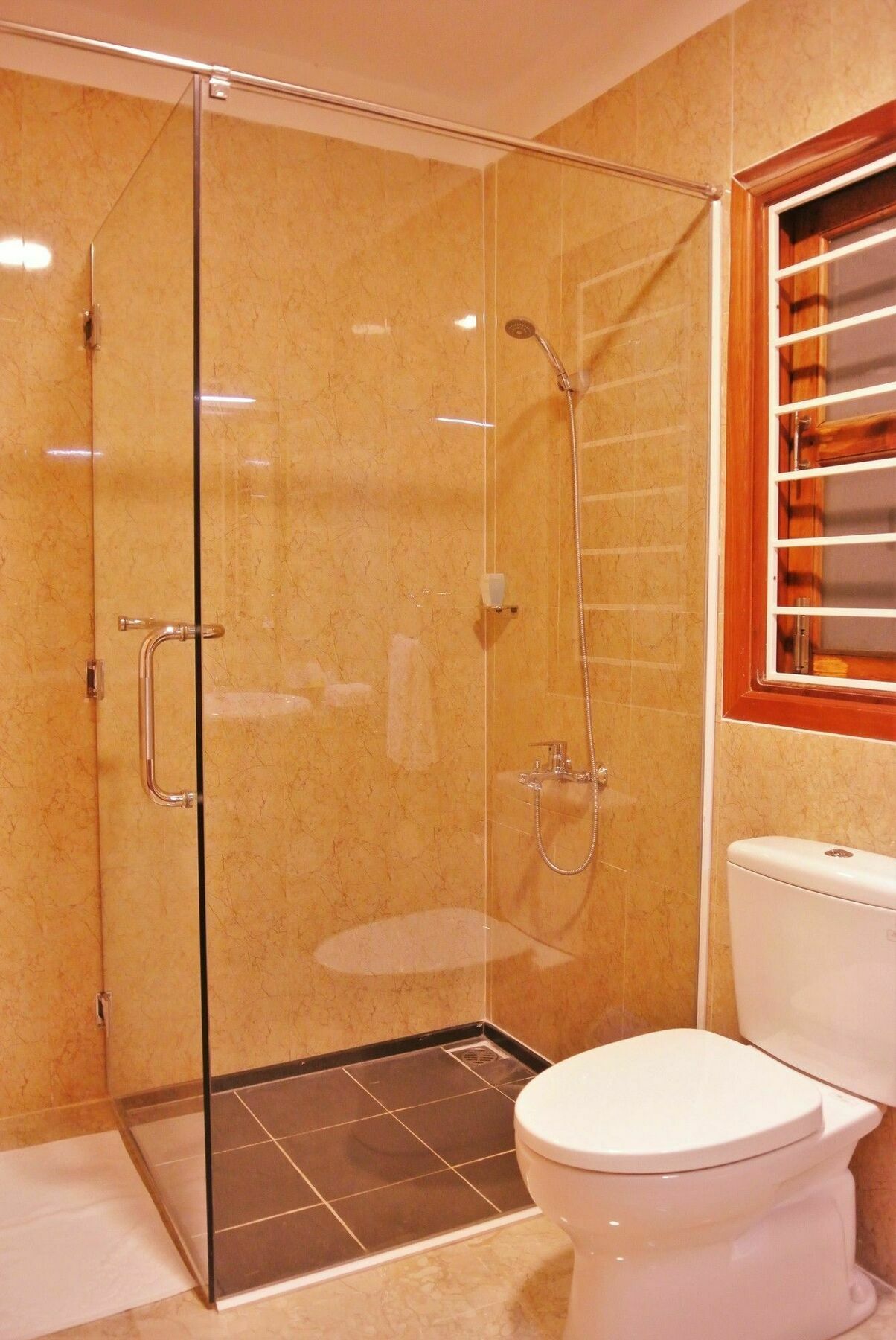 Spring Garden Homestay Дуонг-Донг Экстерьер фото